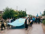 Фото: Рамин Мазур - Шествие на кримски татари с националния им флаг